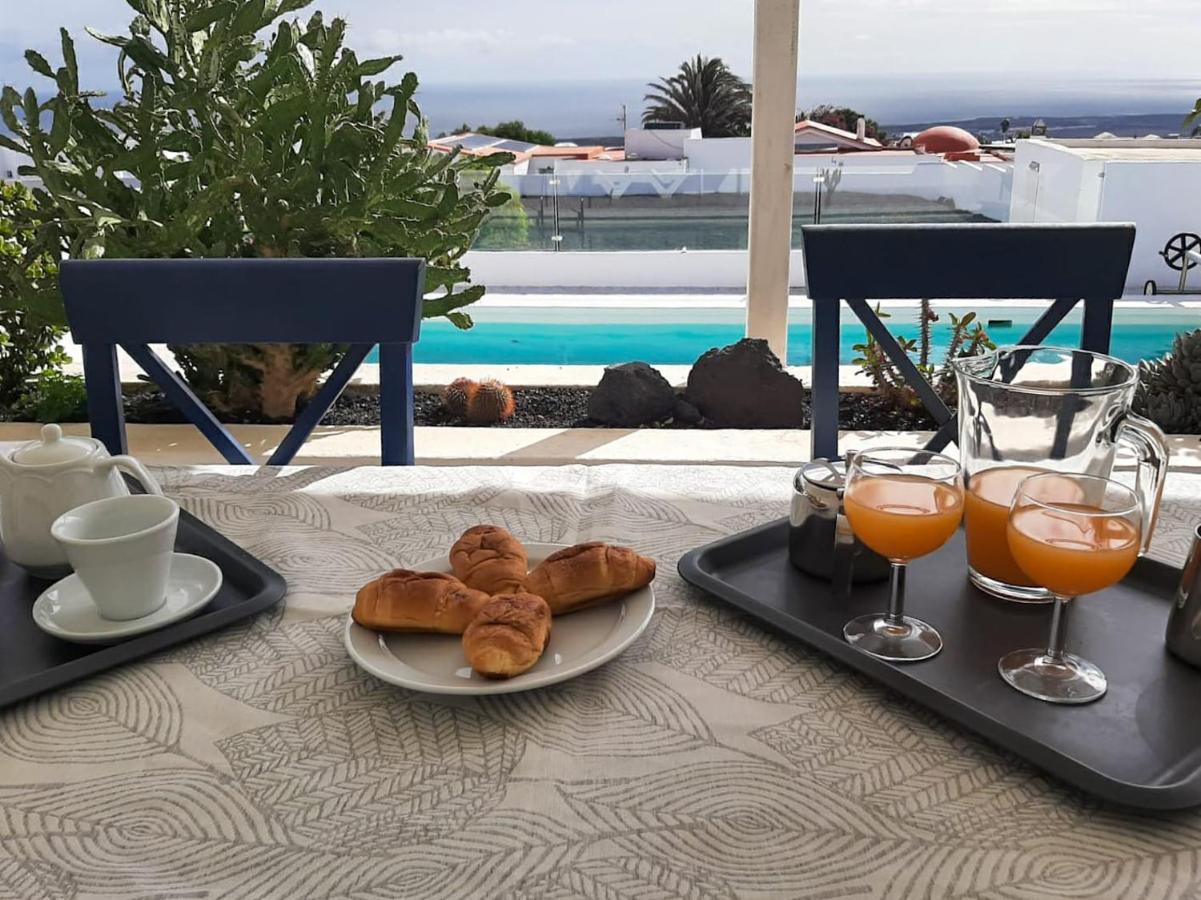 Villa Nirvana - Casa Marosenia Guime Bagian luar foto